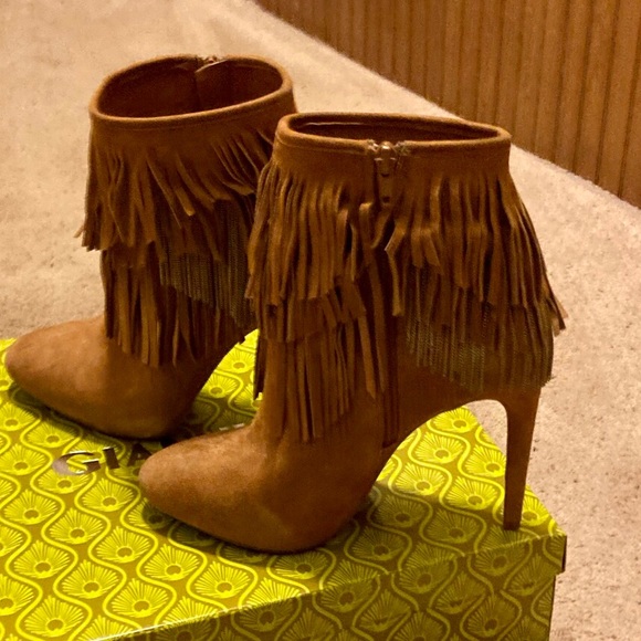 GIANNI BINNI Keyara Suede Stiletto Heel Booties - Picture 2 of 9